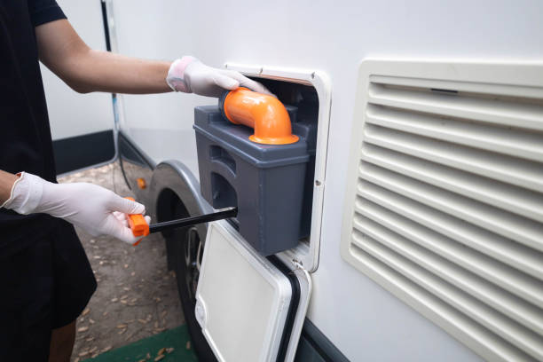Portable Toilet Options We Offer in Tres Arroyos, NM